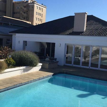 The Blue Lotus Guest House Port Elizabeth Extérieur photo