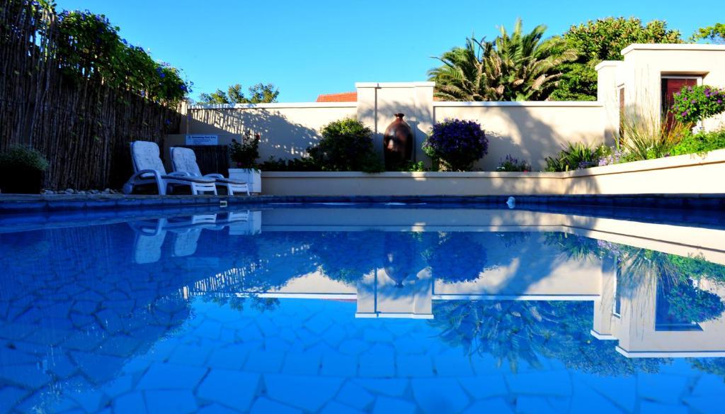 The Blue Lotus Guest House Port Elizabeth Extérieur photo